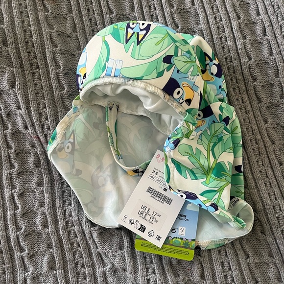 Bluey swim/ sun hat - Picture 3 of 3